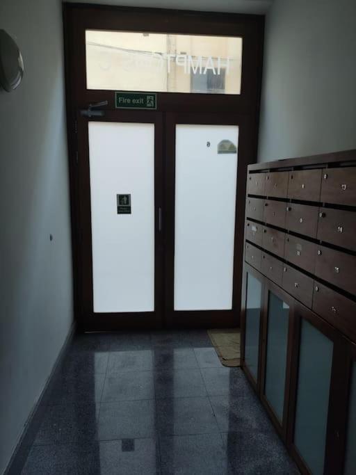 Hampton Court, Block C, N.2 Apartment St. Paul's Bay Bagian luar foto