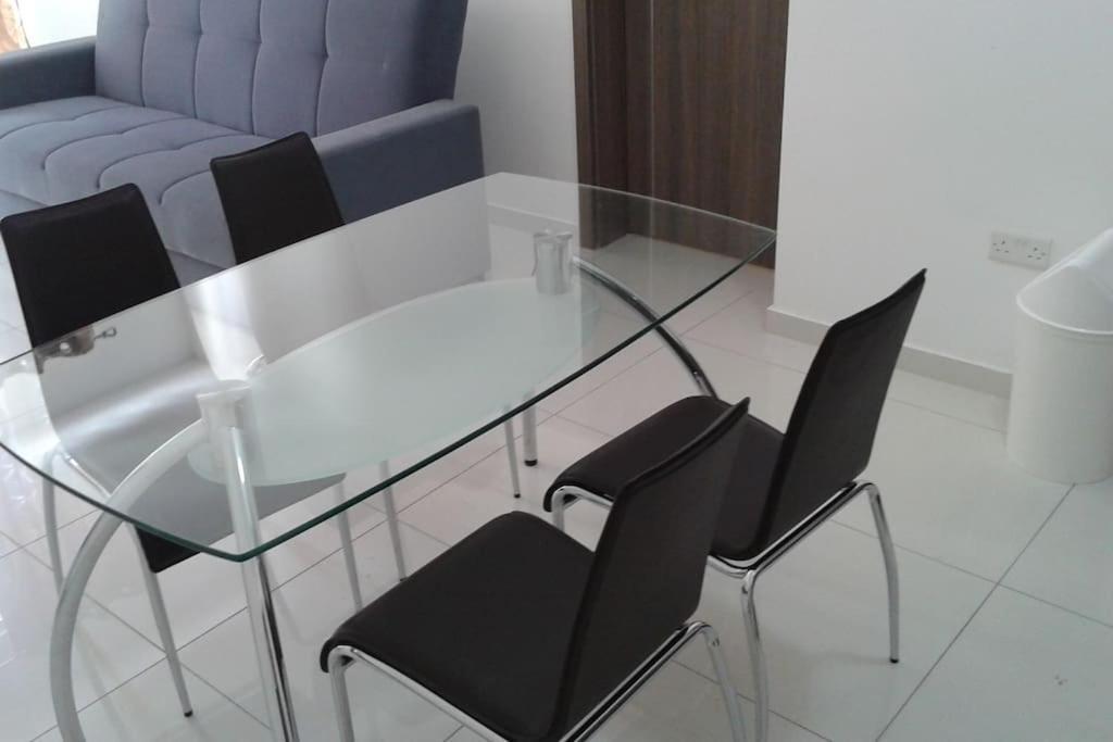 Hampton Court, Block C, N.2 Apartment St. Paul's Bay Bagian luar foto
