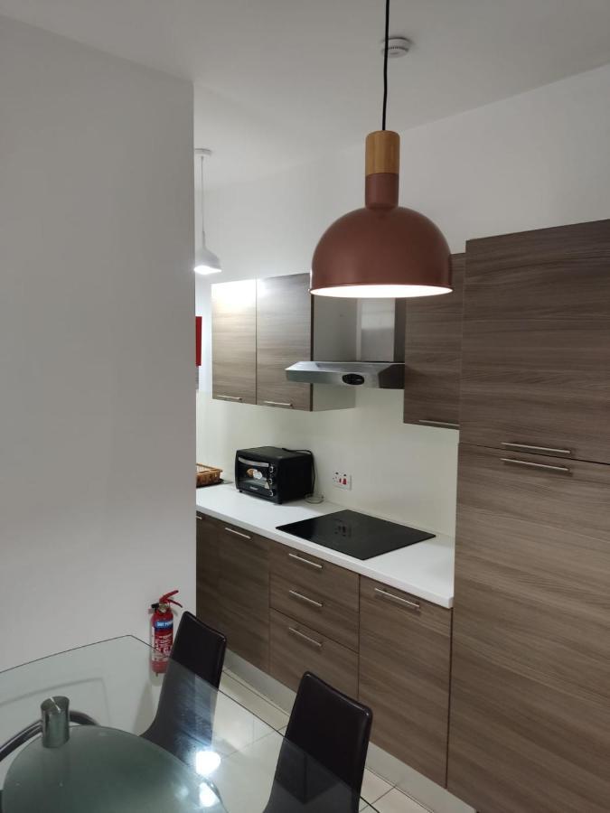 Hampton Court, Block C, N.2 Apartment St. Paul's Bay Bagian luar foto